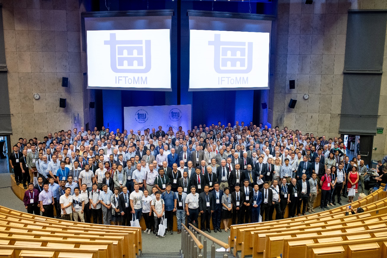 Group photo of the attendees